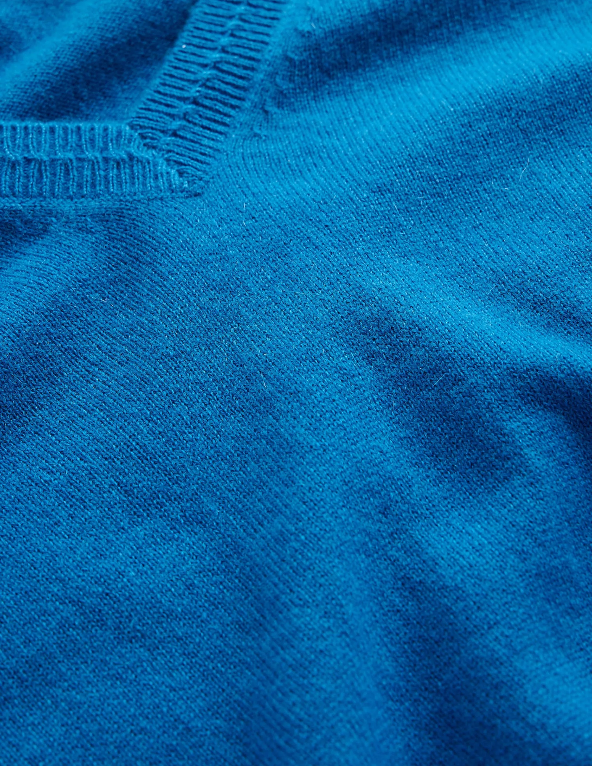 Eva Cashmere V-Neck Jumper-Cyan