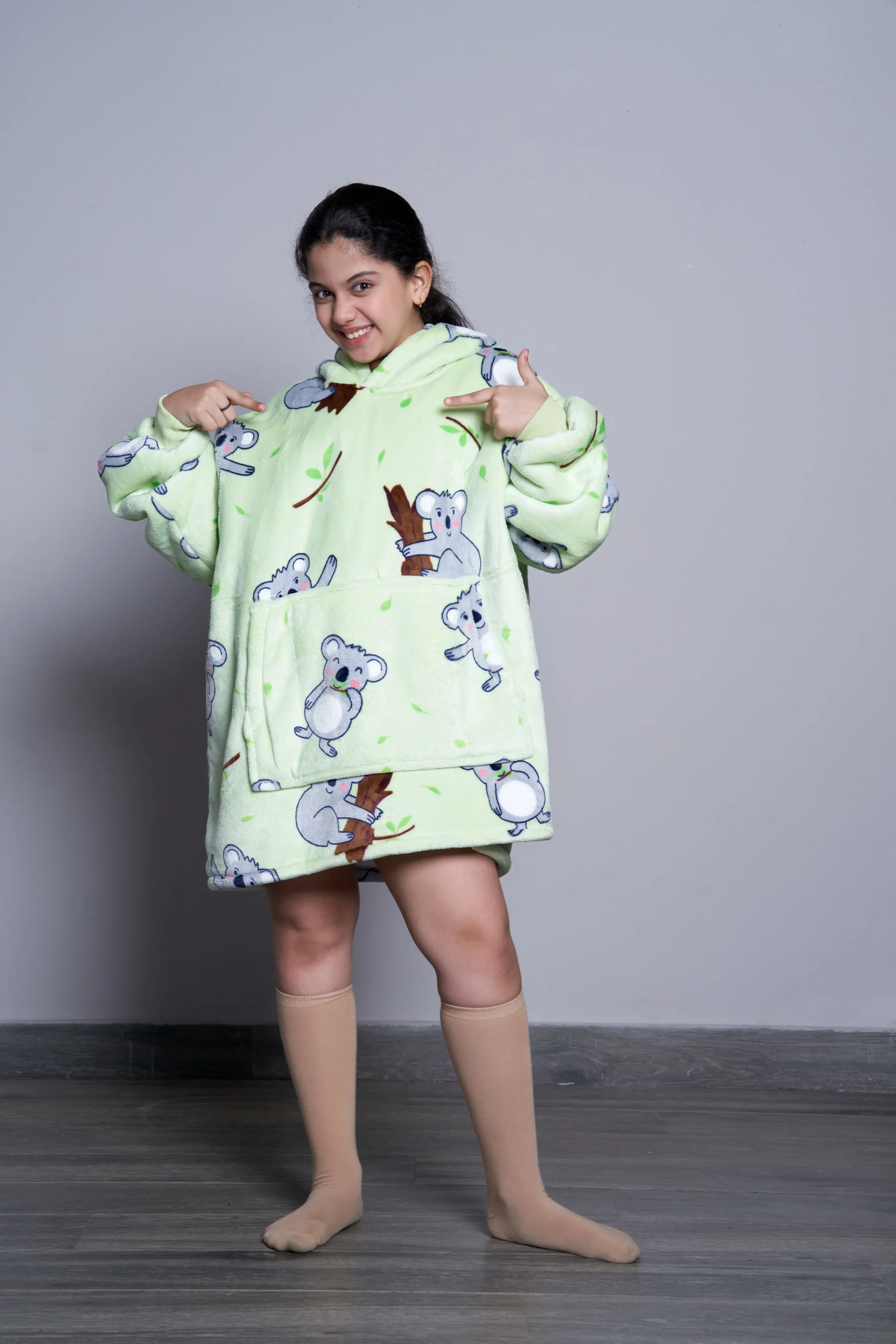 Klub Koala - Hoodie Blanket - Junior Series
