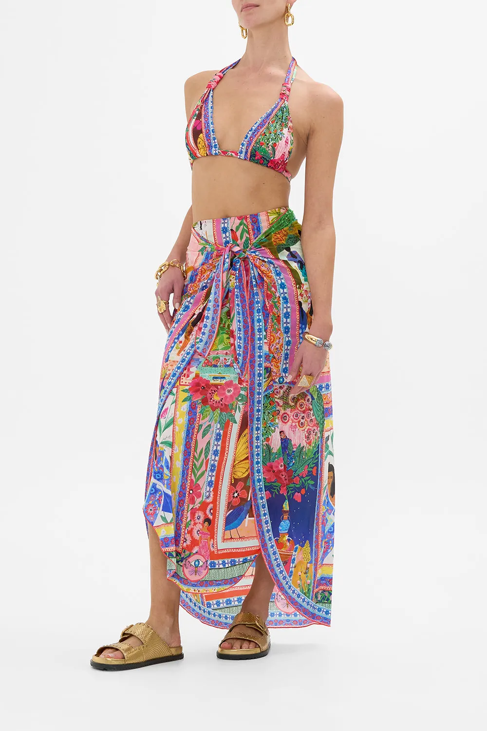 LAYERED LONG SARONG WITH FRONT TIE ROEQIYAS REALM