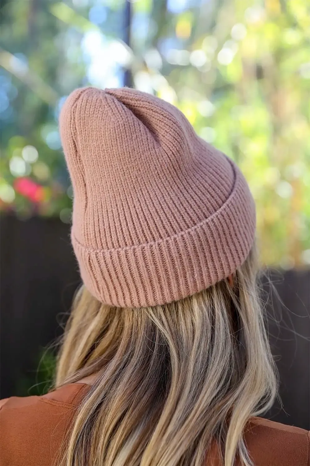 Paziye Fashionable knitted smiley beanie hat