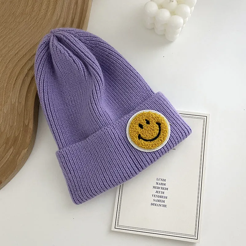 Paziye Fashionable knitted smiley beanie hat